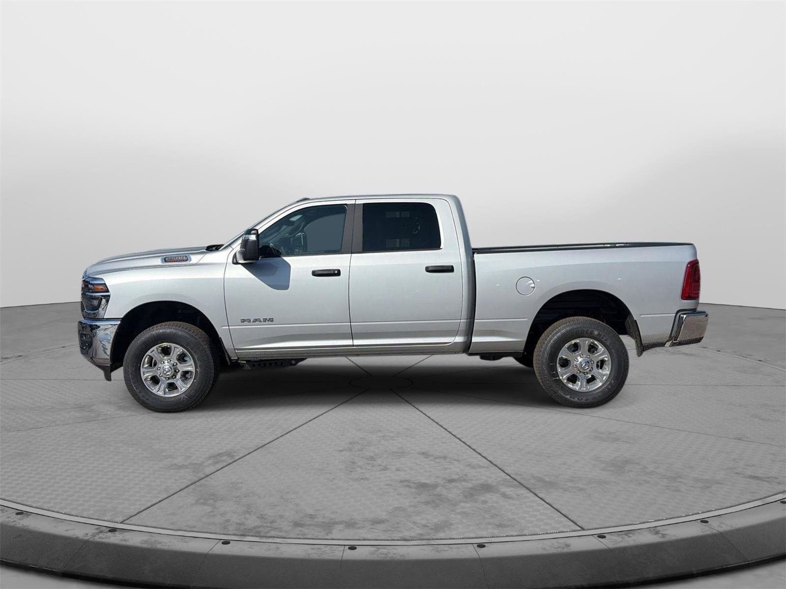 New 2026 RAM 2500 Big Horn AWD/4WD image 8