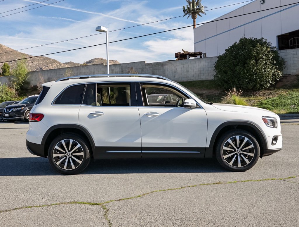 Used 2021 Mercedes-Benz GLB 250 image 3