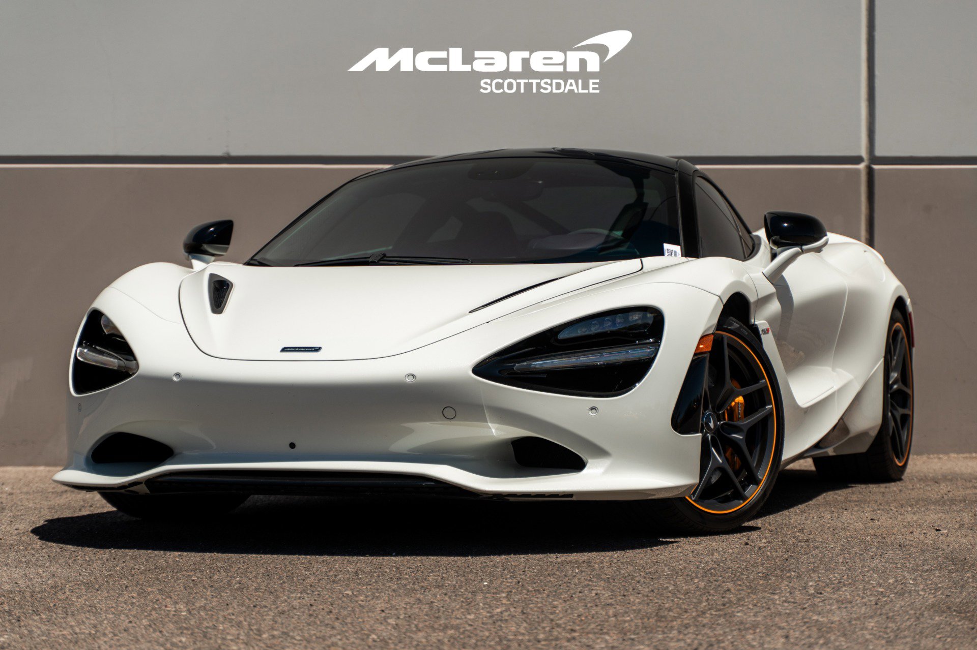 Used 2024 McLaren 750S image 2