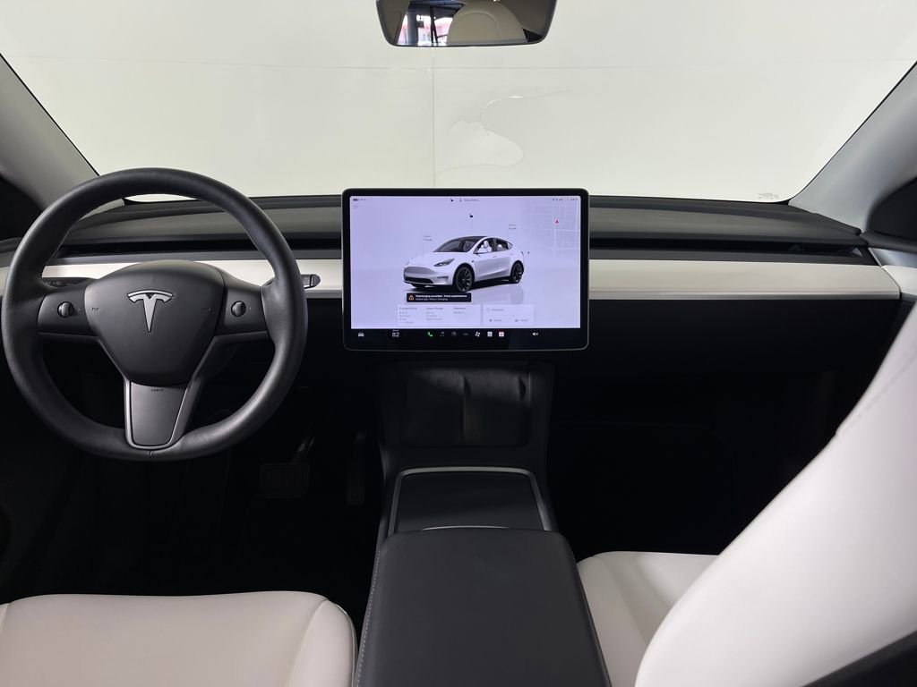 Used 2023 Tesla Model Y Long Range image 14