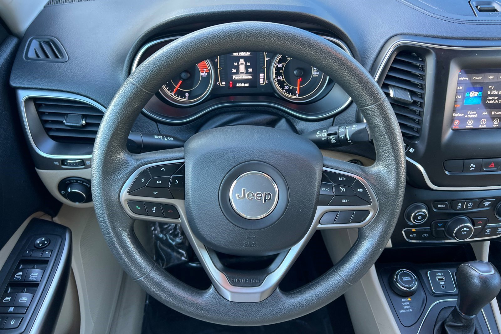 Used 2020 Jeep Cherokee Latitude image 15