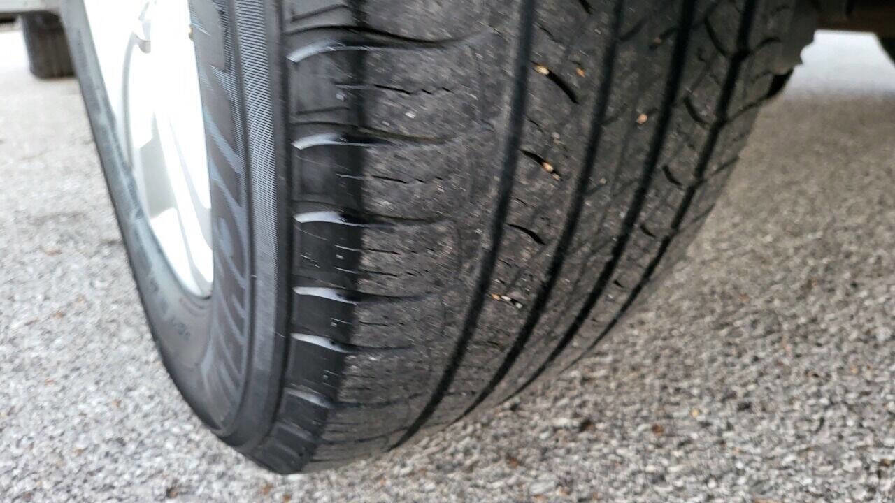 Used 2016 Chevrolet Equinox LT image 32