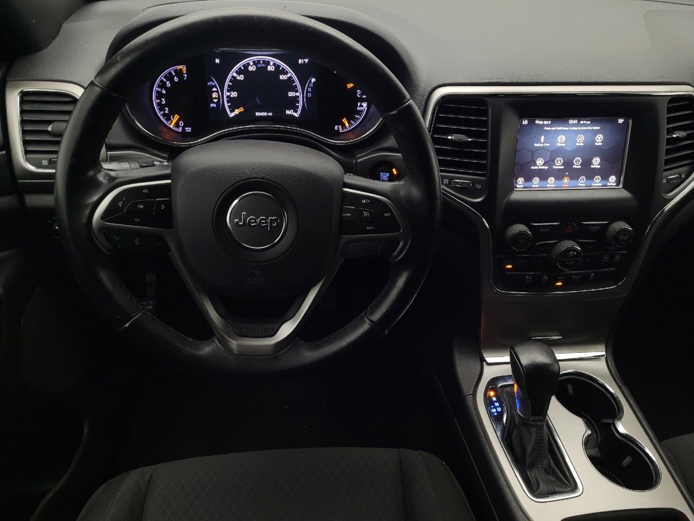 Used 2019 Jeep Grand Cherokee Laredo RWD image 22