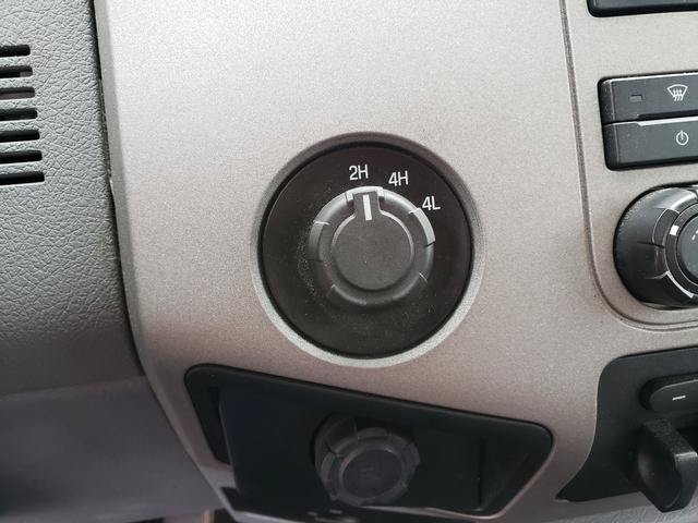 Used 2016 Ford F250 XLT w/ Snow Plow Prep Package AWD/4WD image 19