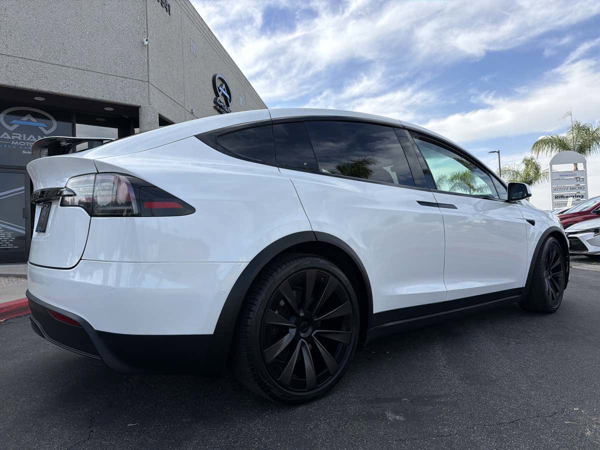 Used 2023 Tesla Model X AWD/4WD image 4