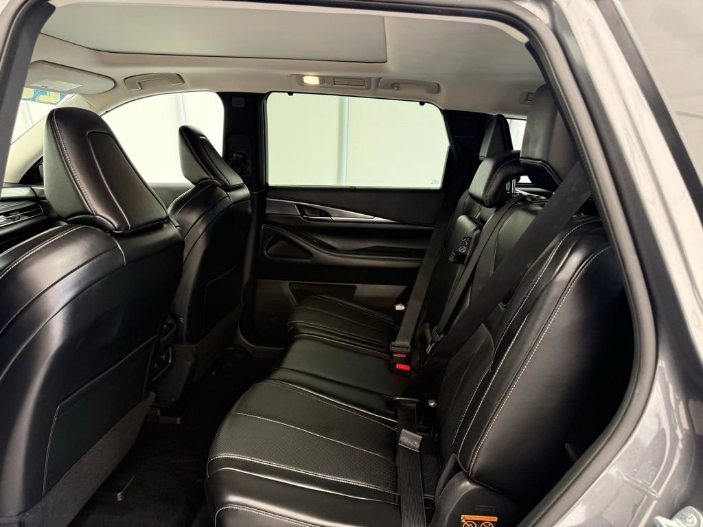 Used 2022 INFINITI QX60 Luxe image 18