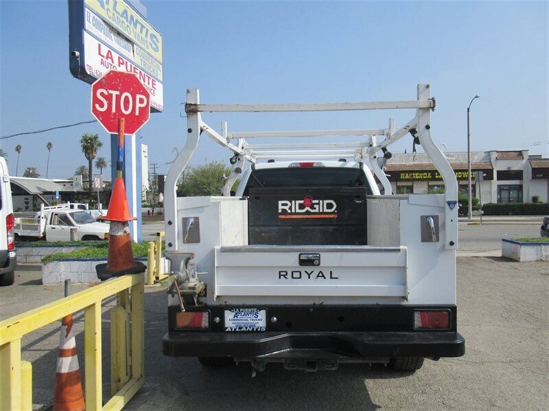 Used 2022 Ford F250 XL w/ STX Appearance Package AWD/4WD image 3