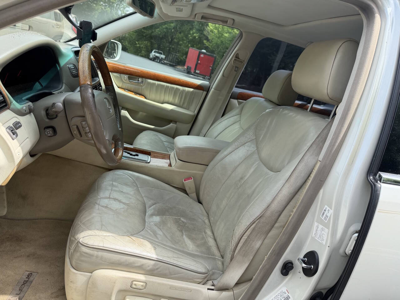 Used 2001 Lexus LS 430 RWD image 9