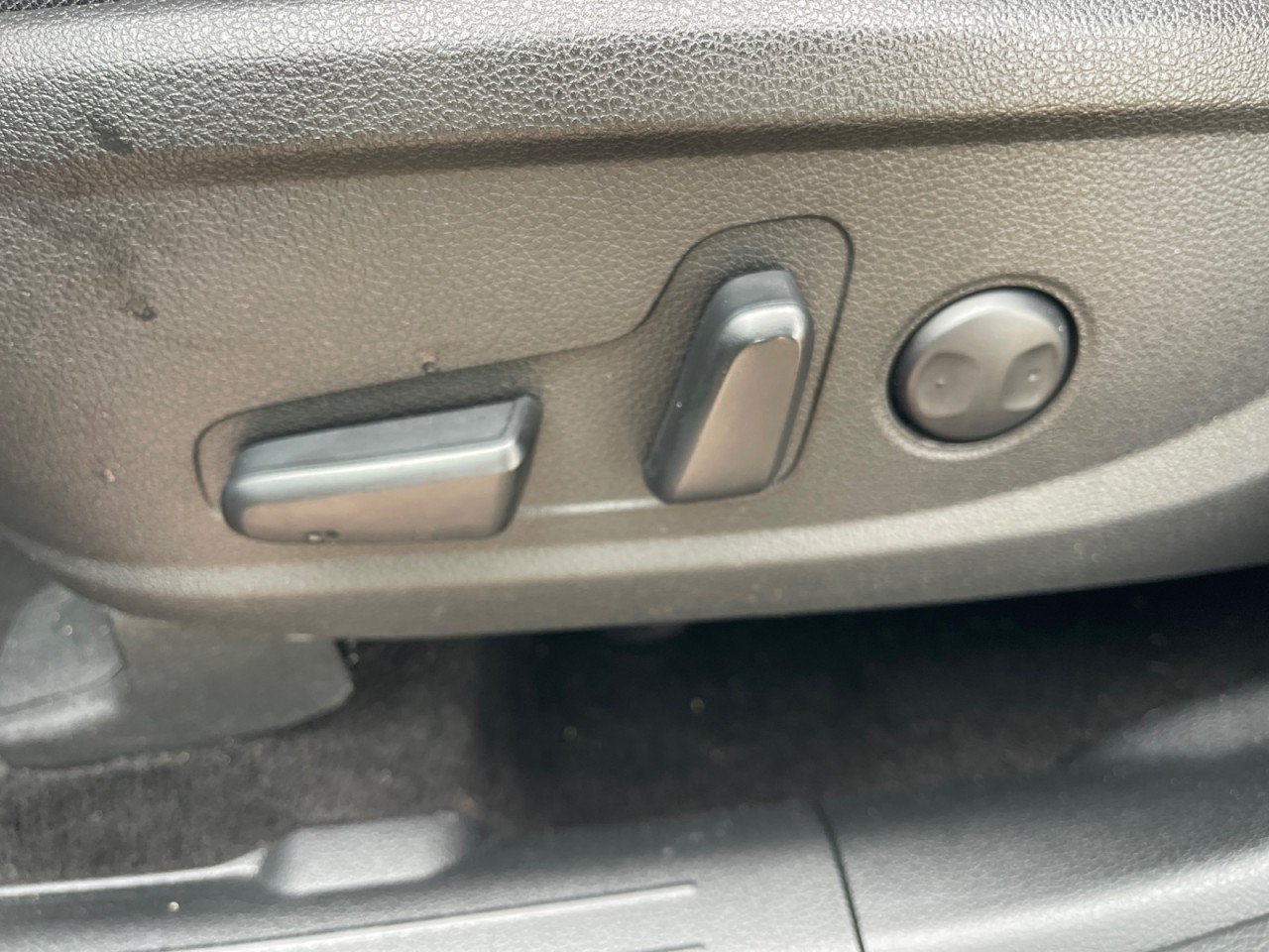 Used 2022 Hyundai Santa Fe XRT FWD image 29