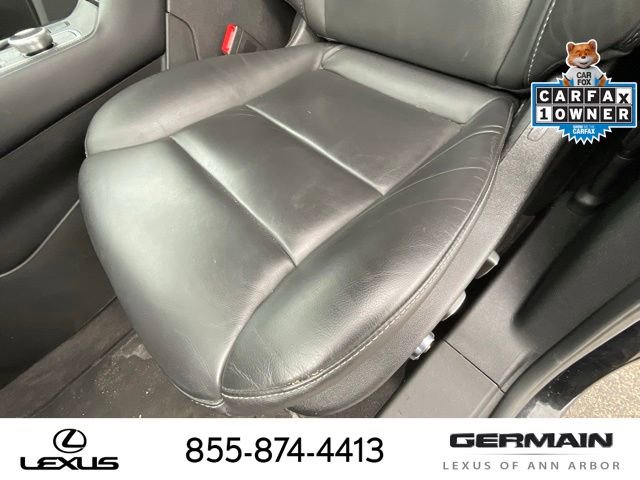 Used 2025 Cadillac XT4 Premium Luxury image 20