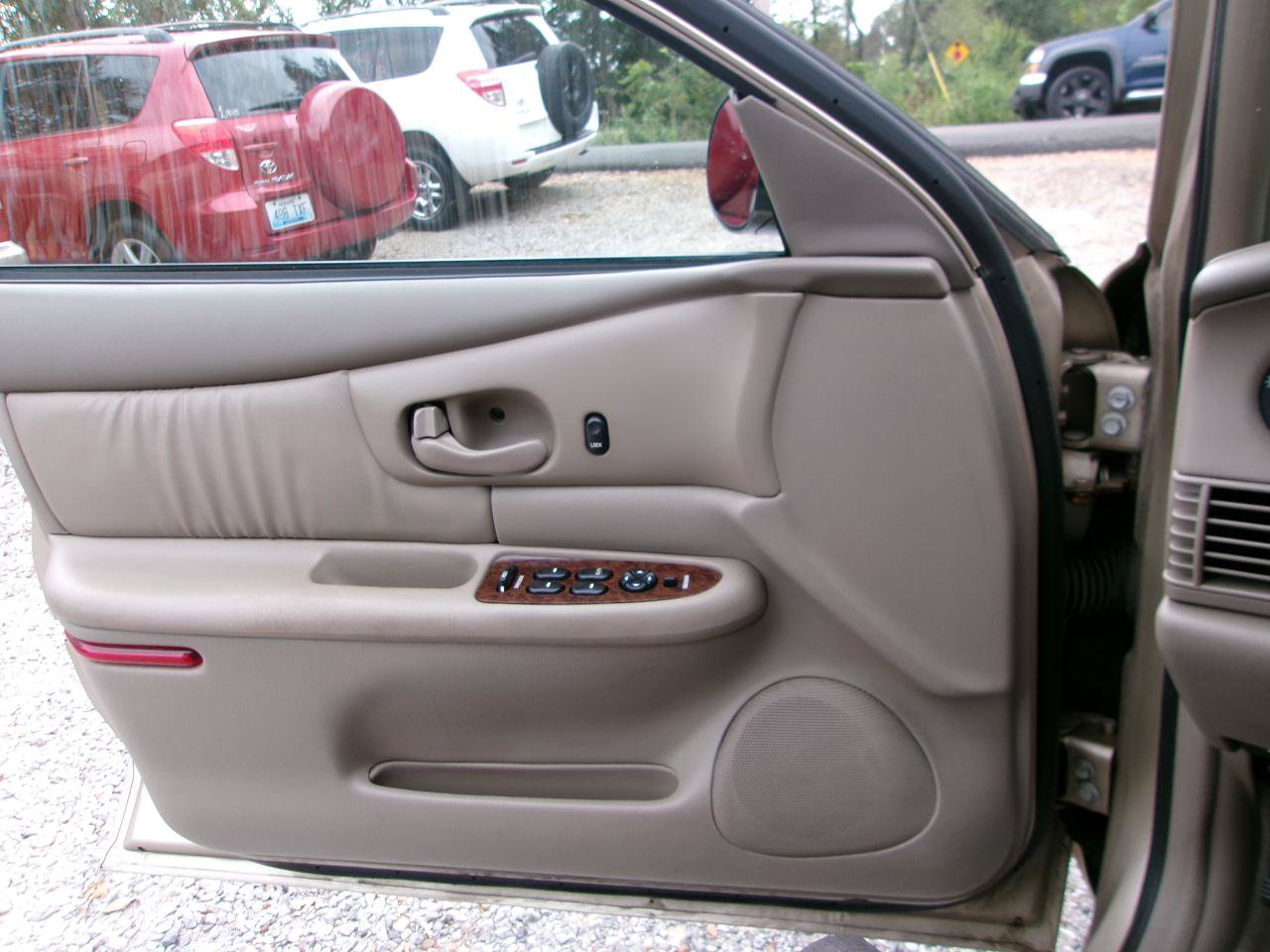Used 2004 Buick Century Custom FWD image 15