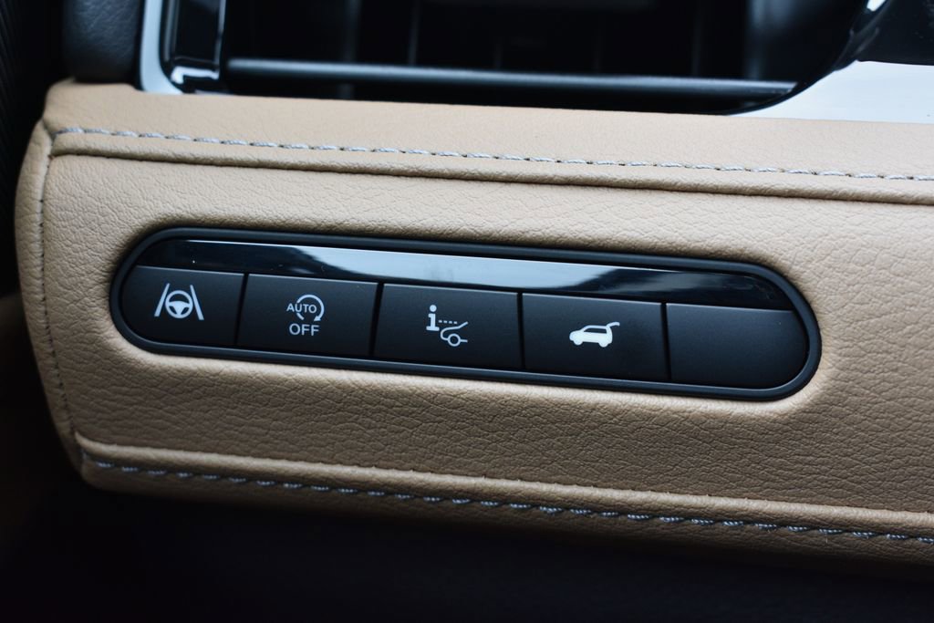 New 2026 INFINITI QX80 Luxe w/ Cargo Package image 17