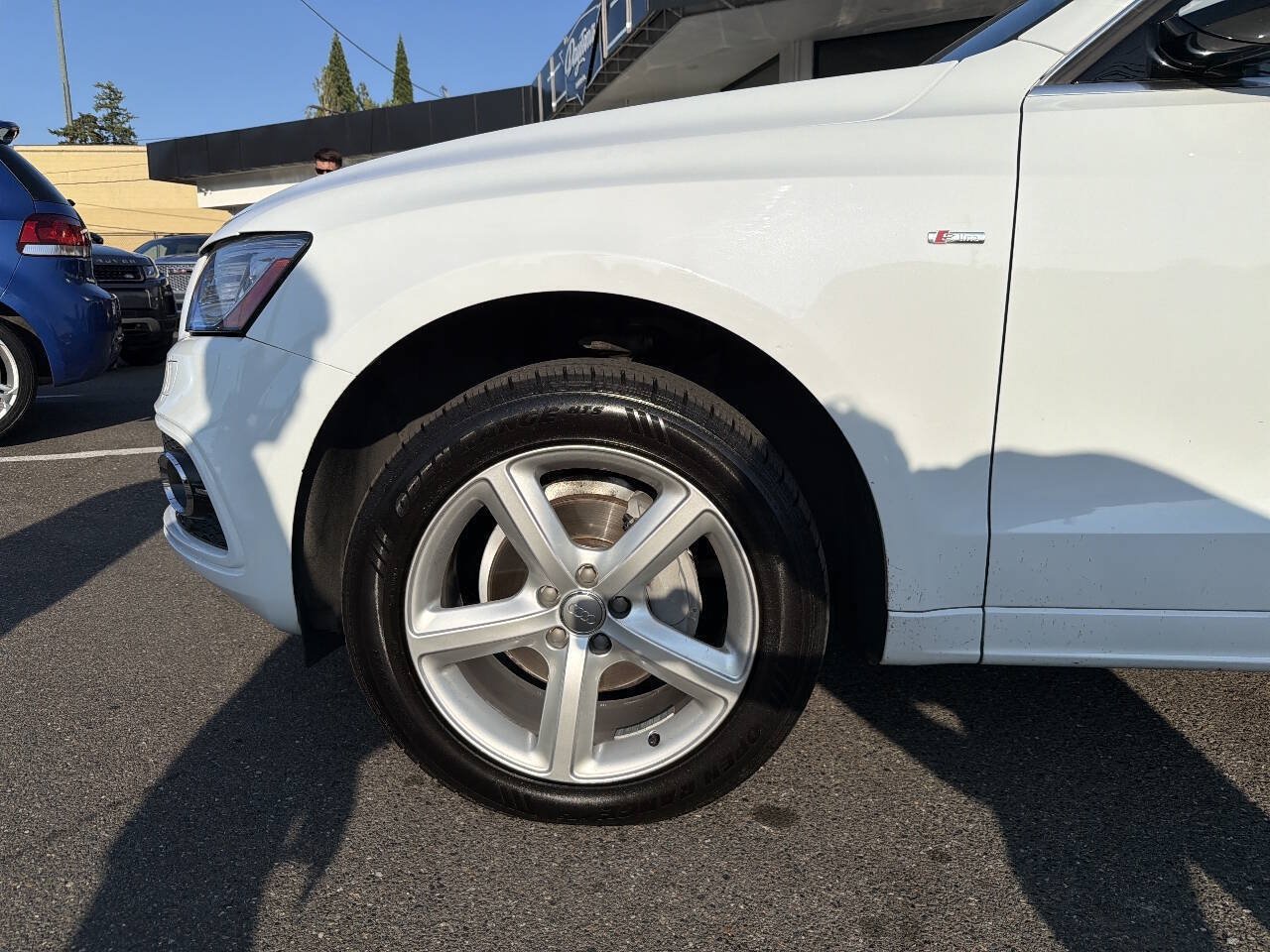 Used 2017 Audi Q5 2.0T Premium Plus w/ Technology Package AWD/4WD image 17