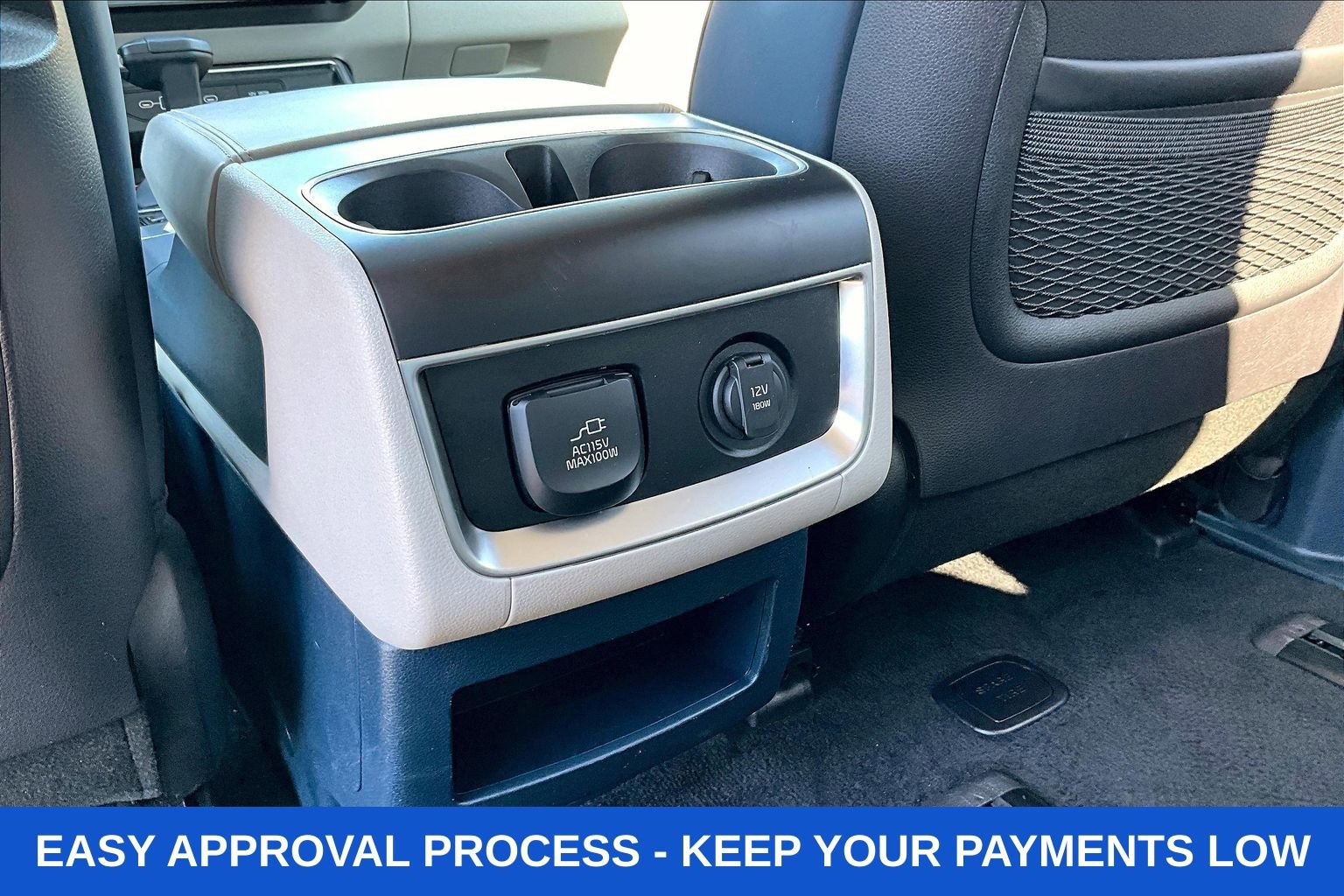Used 2025 Kia Carnival SX image 13