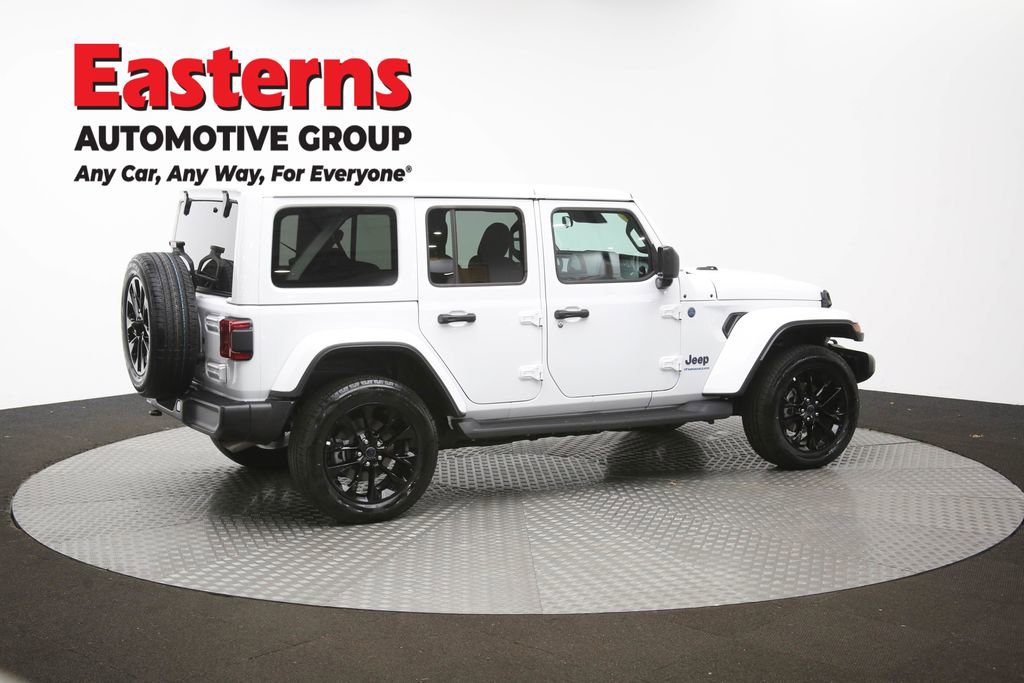 Used 2025 Jeep Wrangler Unlimited Sahara image 42