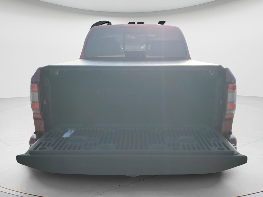 Used 2024 Nissan Frontier SV w/ SV Convenience Package RWD image 9
