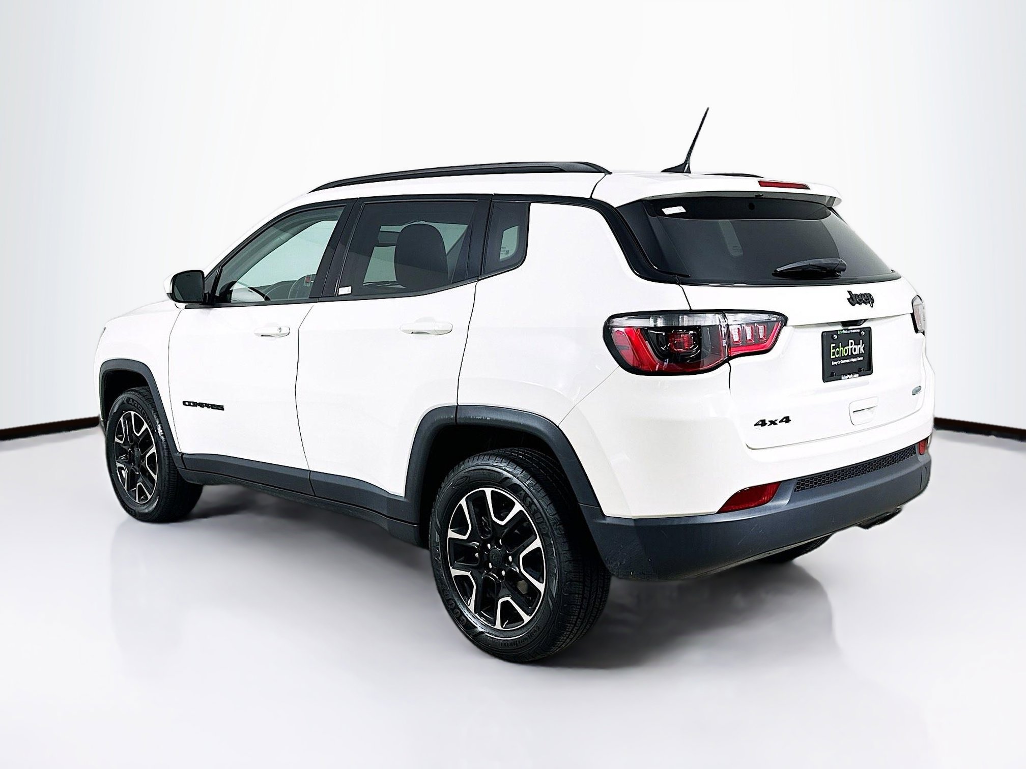 Used 2020 Jeep Compass Sport image 5