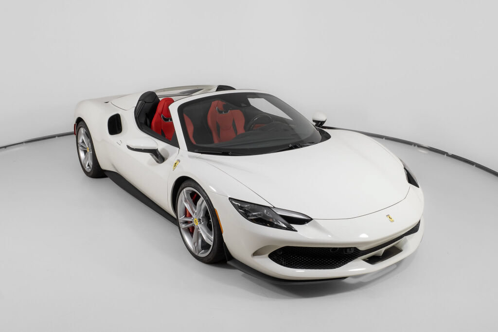 Used 2025 Ferrari 296 GTS RWD image 12