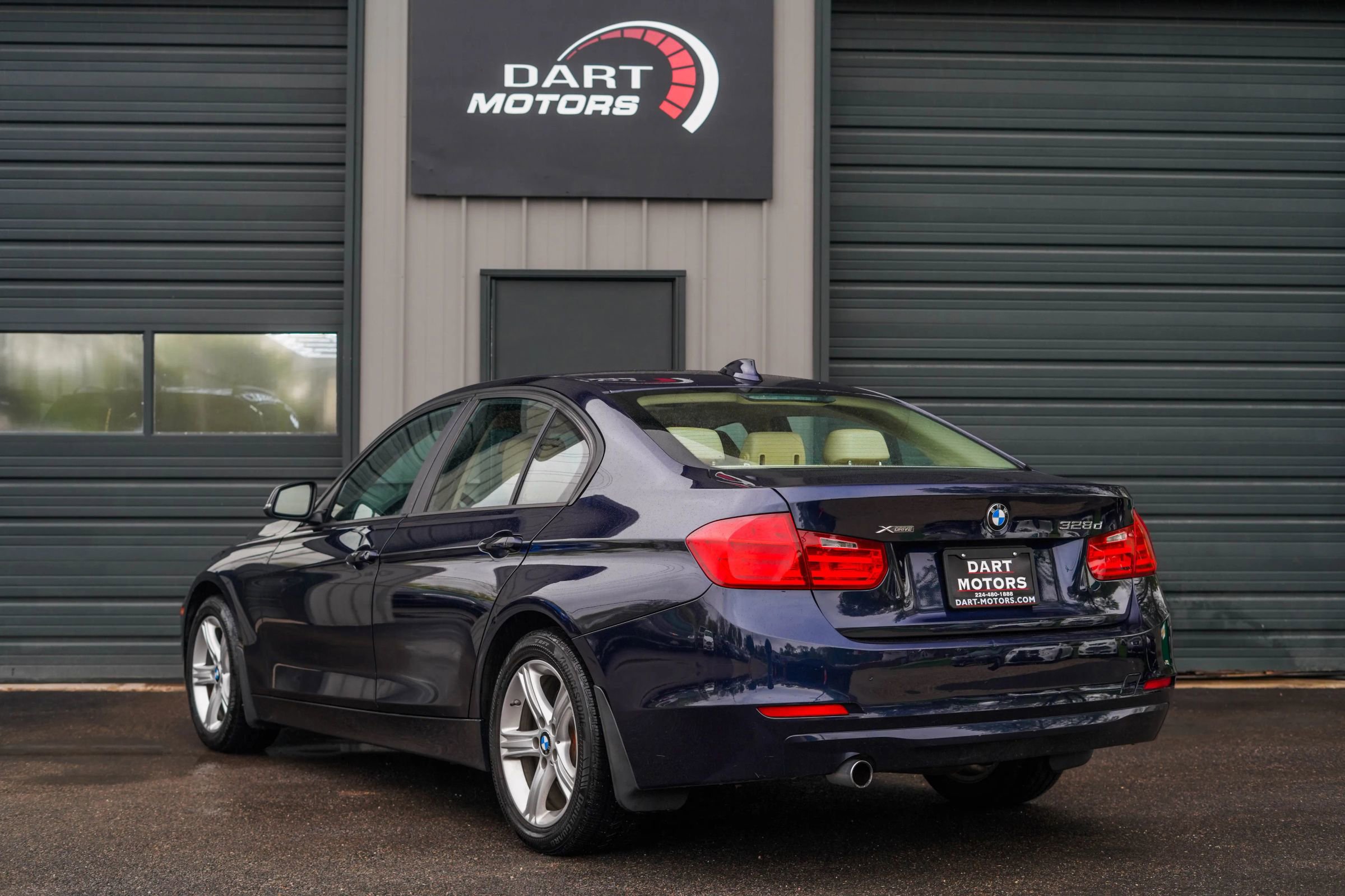 Used 2014 BMW 328d xDrive Sedan AWD/4WD image 5