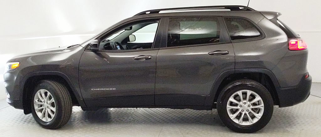 Used 2022 Jeep Cherokee Latitude Lux AWD/4WD image 5