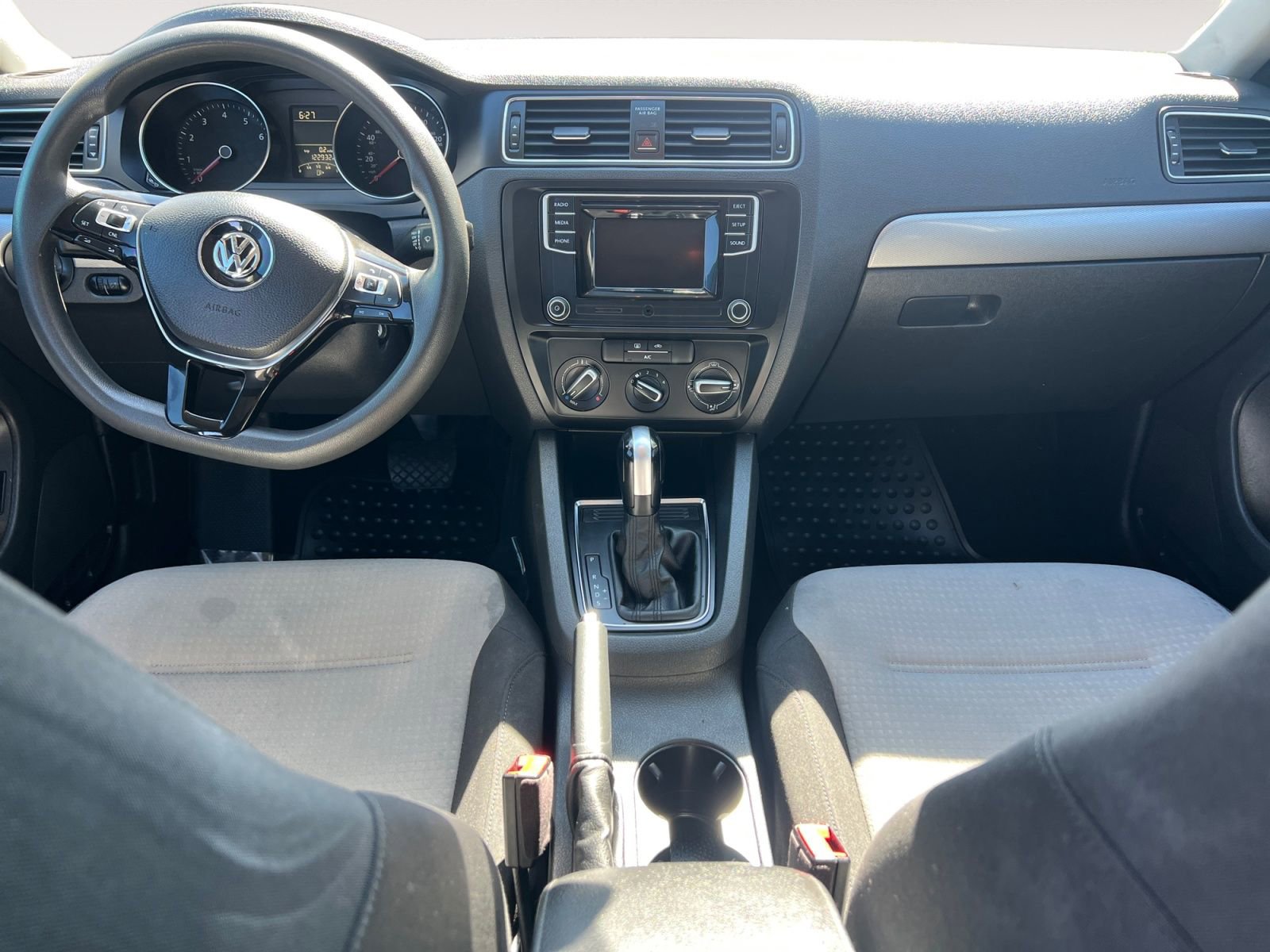 Used 2018 Volkswagen Jetta S FWD image 10