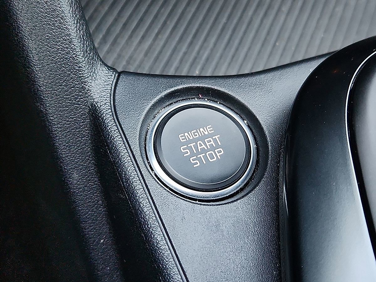 Used 2025 Kia K4 LXS image 9