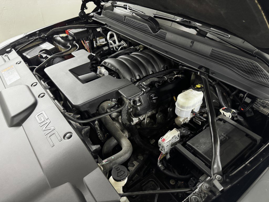 Used 2019 GMC Yukon Denali w/ Denali Ultimate Package image 92