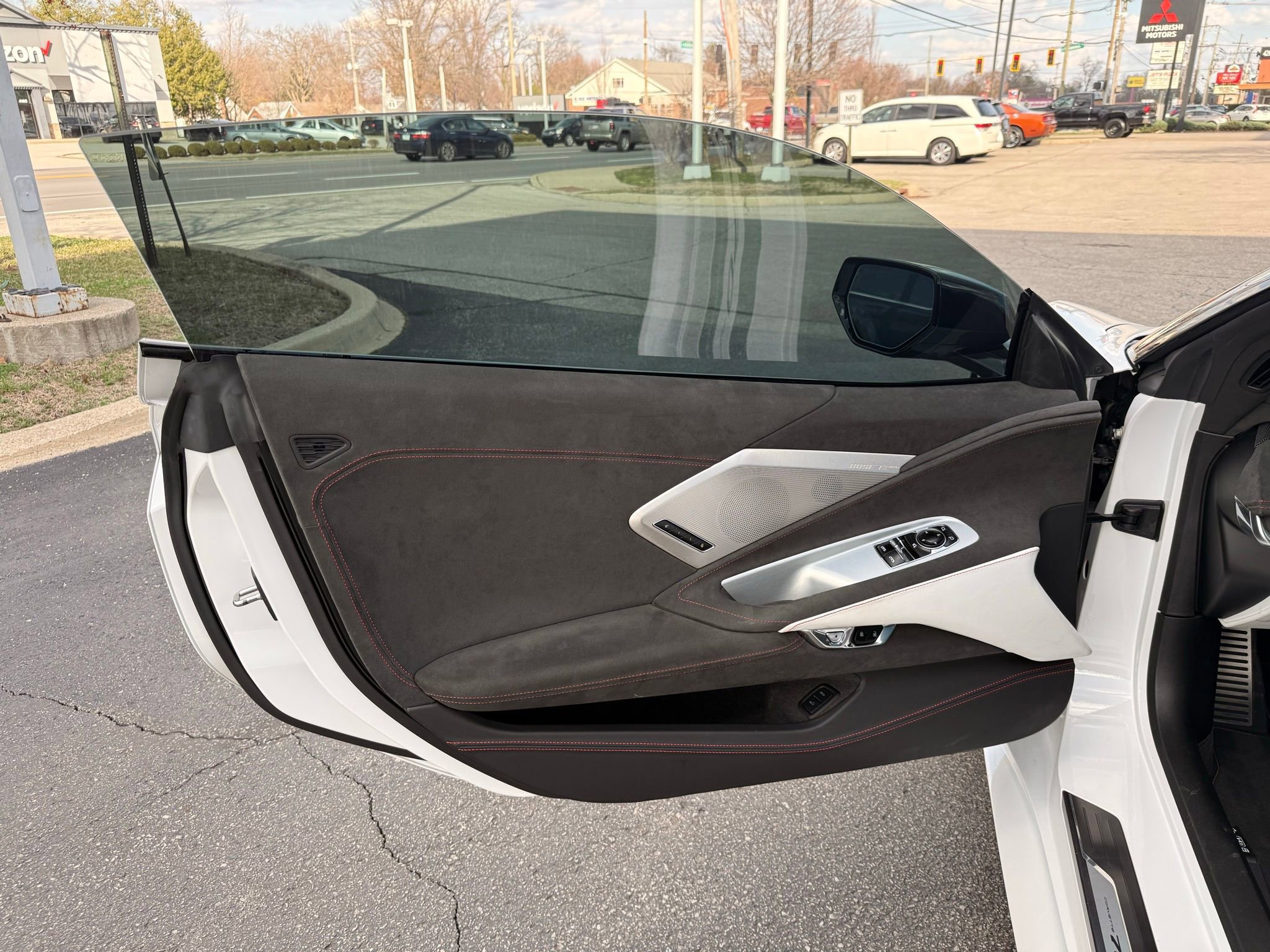 Used 2023 Chevrolet Corvette Stingray w/ Z51 Performance Package image 37