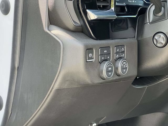 Used 2023 Chevrolet Silverado 1500 LTZ AWD/4WD image 29