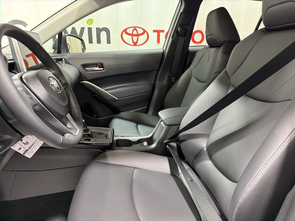Used 2026 Toyota Corolla Cross XLE w/ Convenience Package AWD/4WD image 21