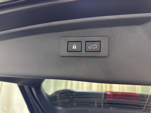 New 2025 Subaru Outback Premium image 40