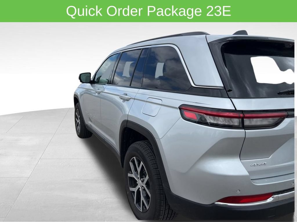 Used 2025 Jeep Grand Cherokee Limited w/ Luxury Tech Group II AWD/4WD image 6