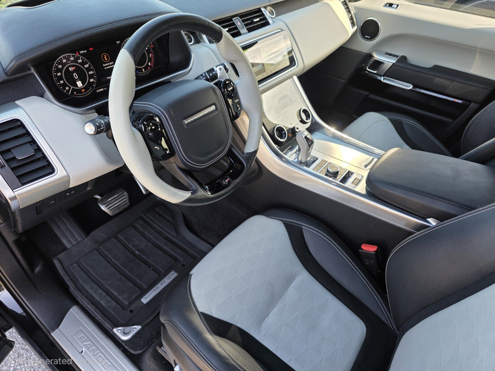 Used 2021 Land Rover Range Rover Sport SVR AWD/4WD image 11