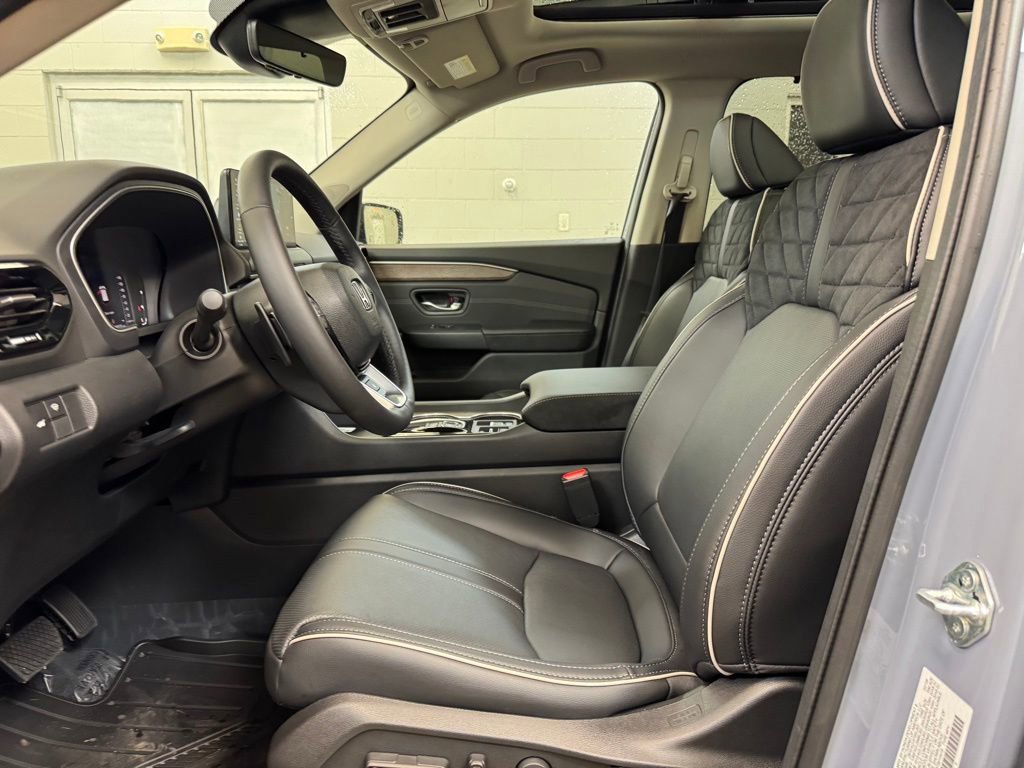 New 2026 Honda Pilot Elite image 12