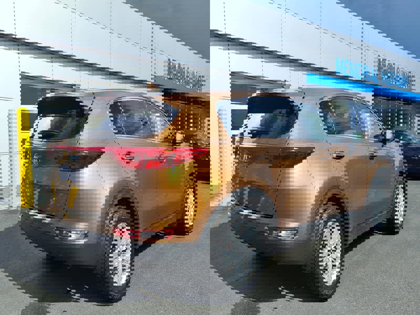 Used 2017 Kia Sportage LX image 7