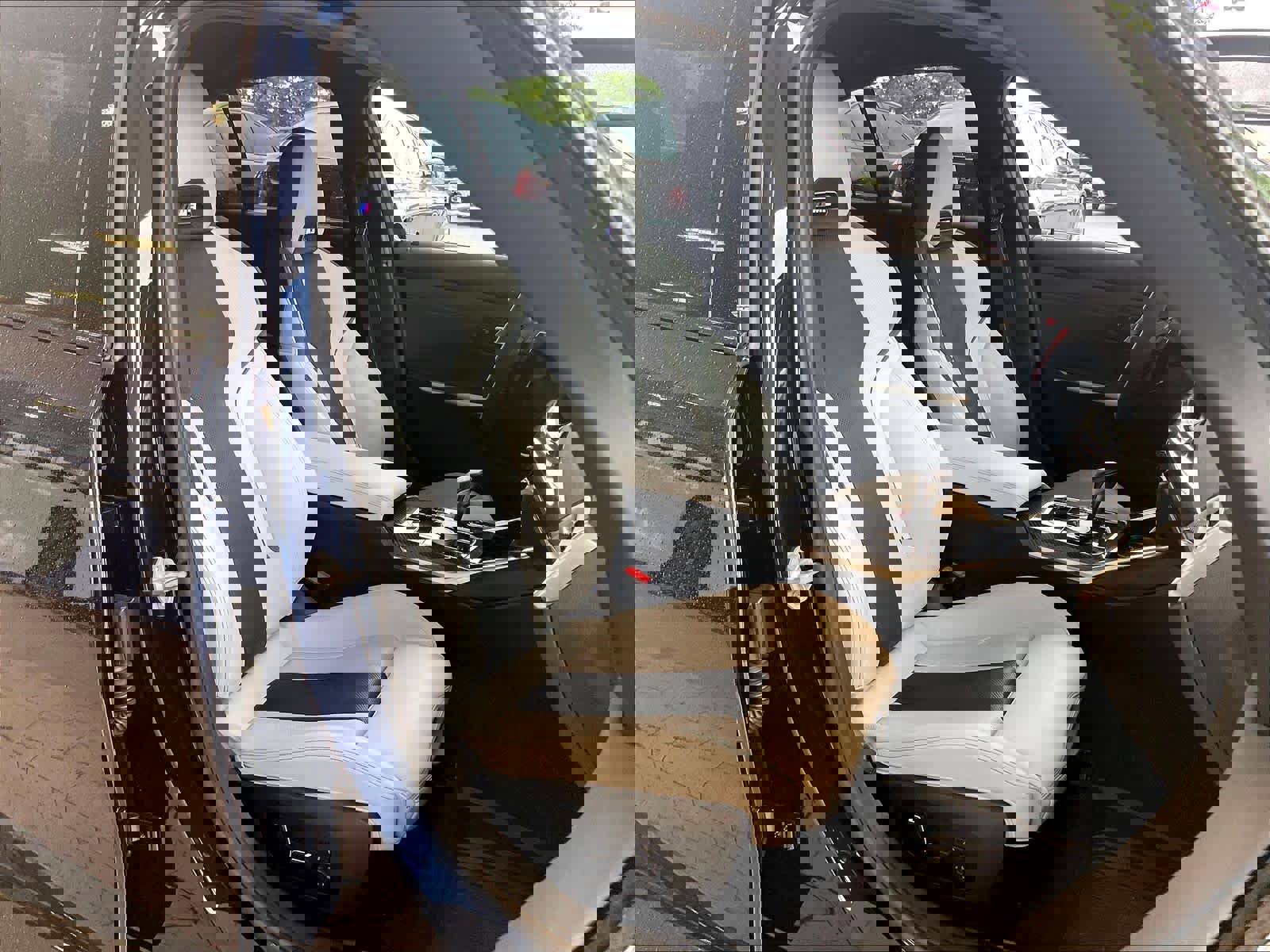 Used 2025 BMW M3 Competition w/ Executive Package AWD/4WD image 9