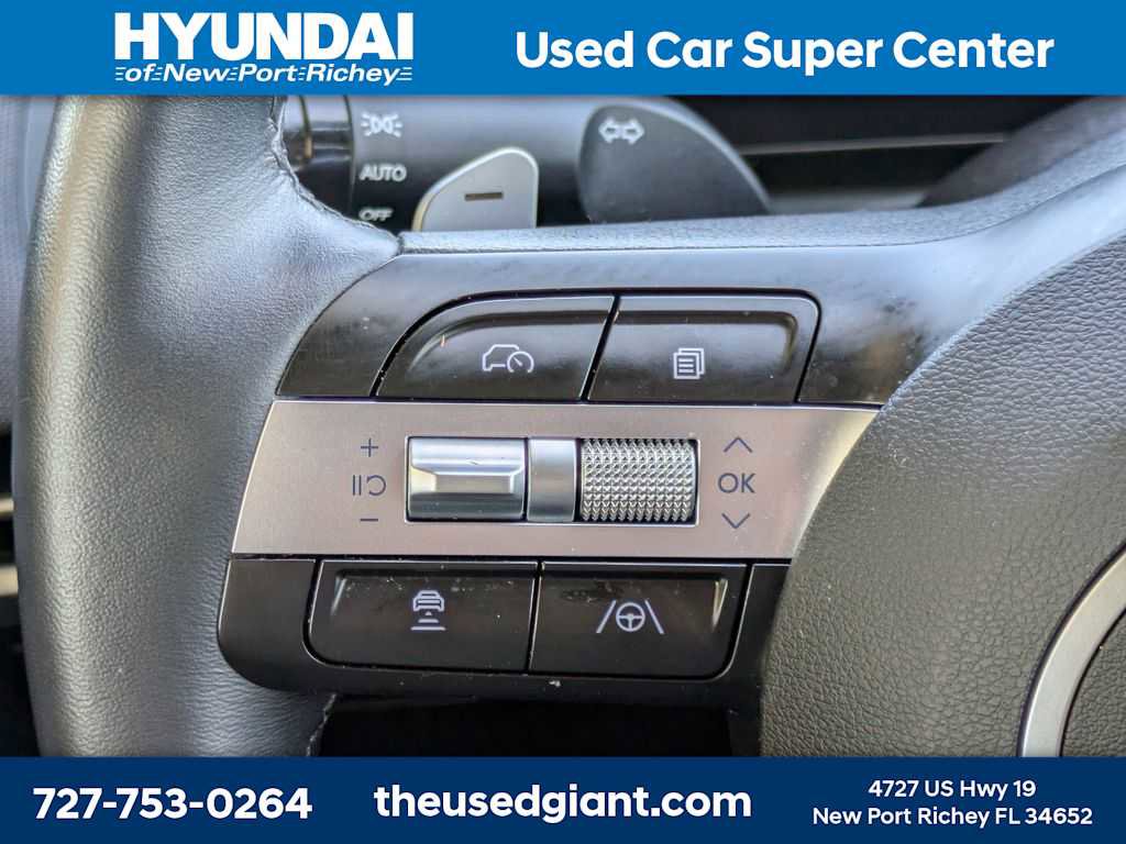 Used 2025 Hyundai Santa Cruz Limited image 35