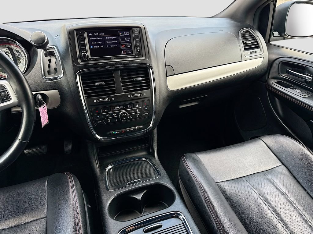 Used 2019 Dodge Grand Caravan GT image 27