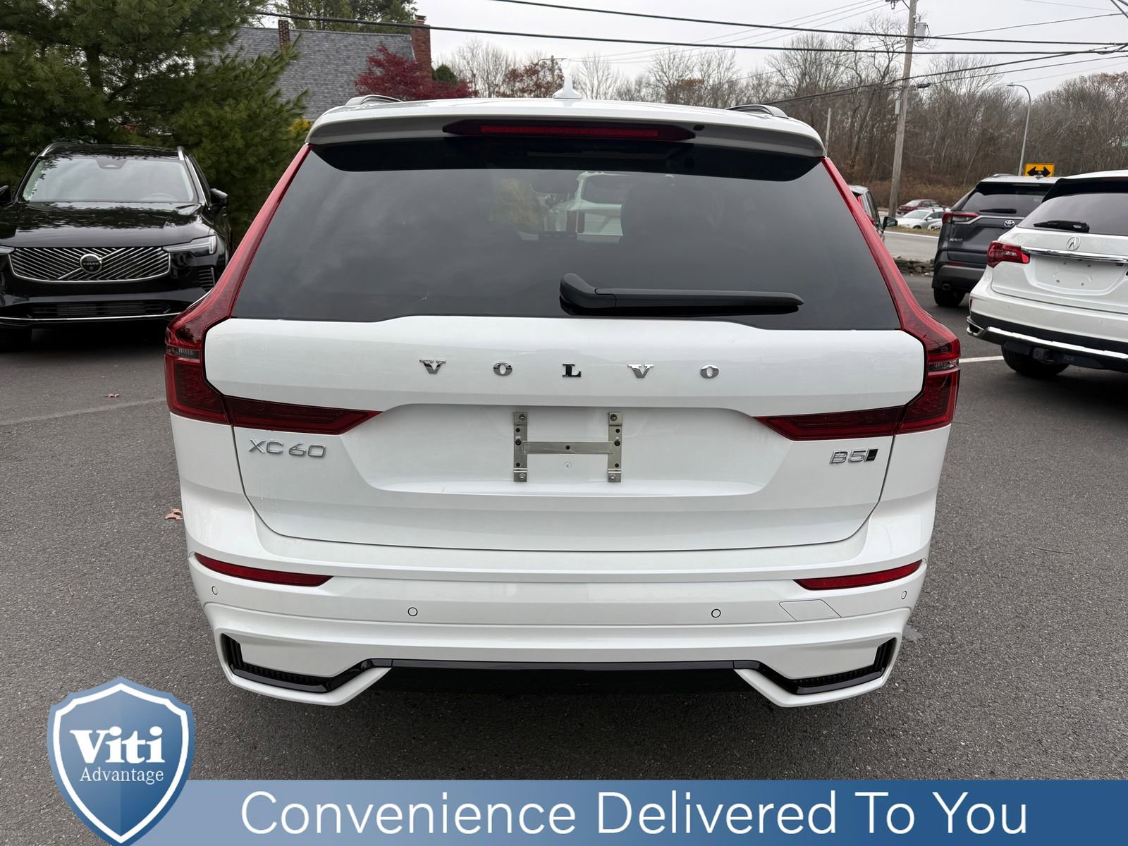 New 2026 Volvo XC60 B5 Core w/ Climate Package image 7