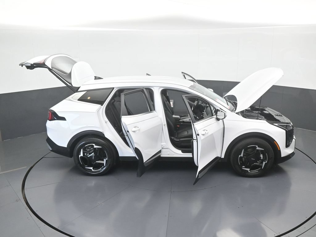 Used 2026 Kia Sportage EX FWD image 71