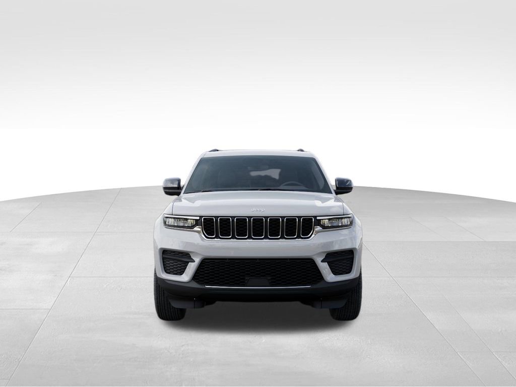 New 2026 Jeep Grand Cherokee Laredo AWD/4WD image 6