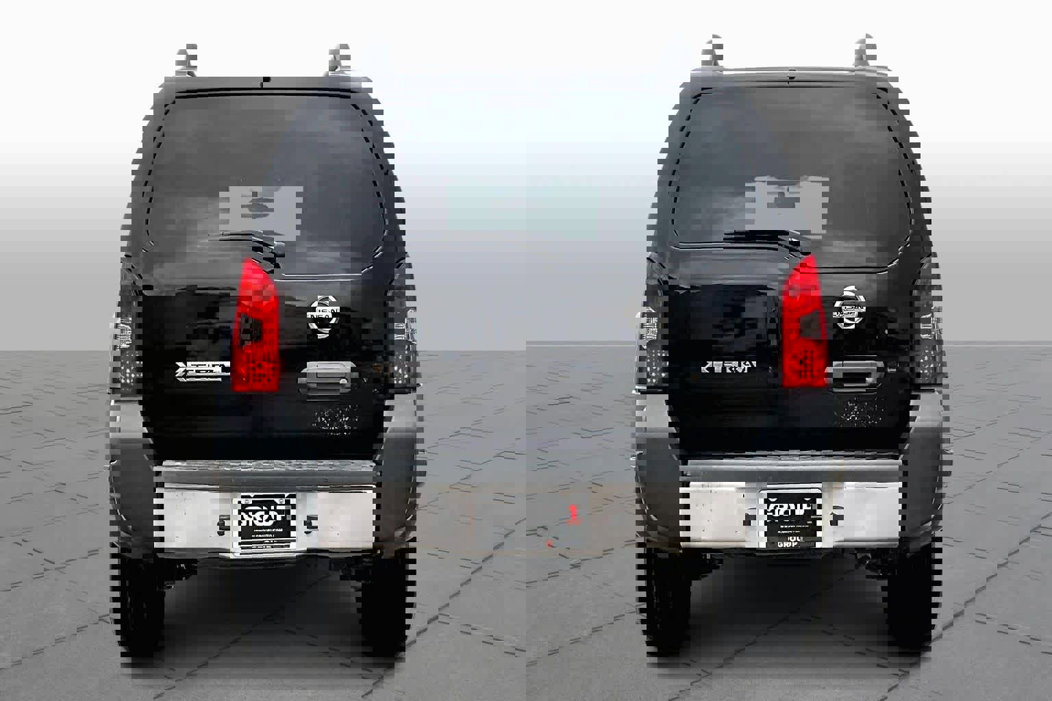 Used 2014 Nissan Xterra X image 4