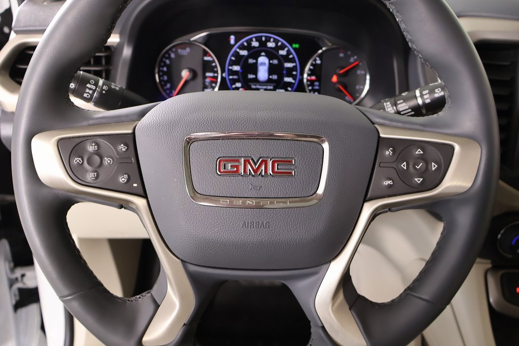 Used 2023 GMC Acadia Denali w/ Denali Ultimate Package image 3