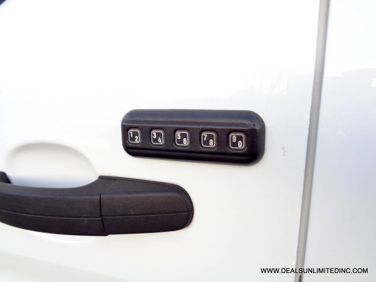 Used 2019 Ford Transit 250 130 Low Roof image 6