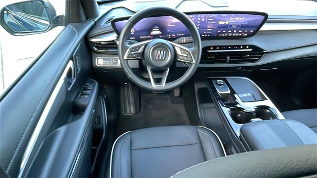 Used 2025 Buick Enclave Preferred image 13
