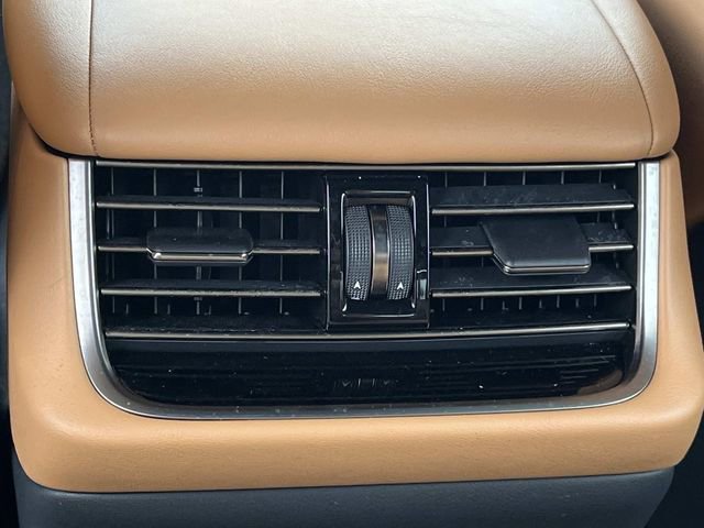 Used 2023 Lexus LS 500 w/ Accessory Package (Z2) image 18