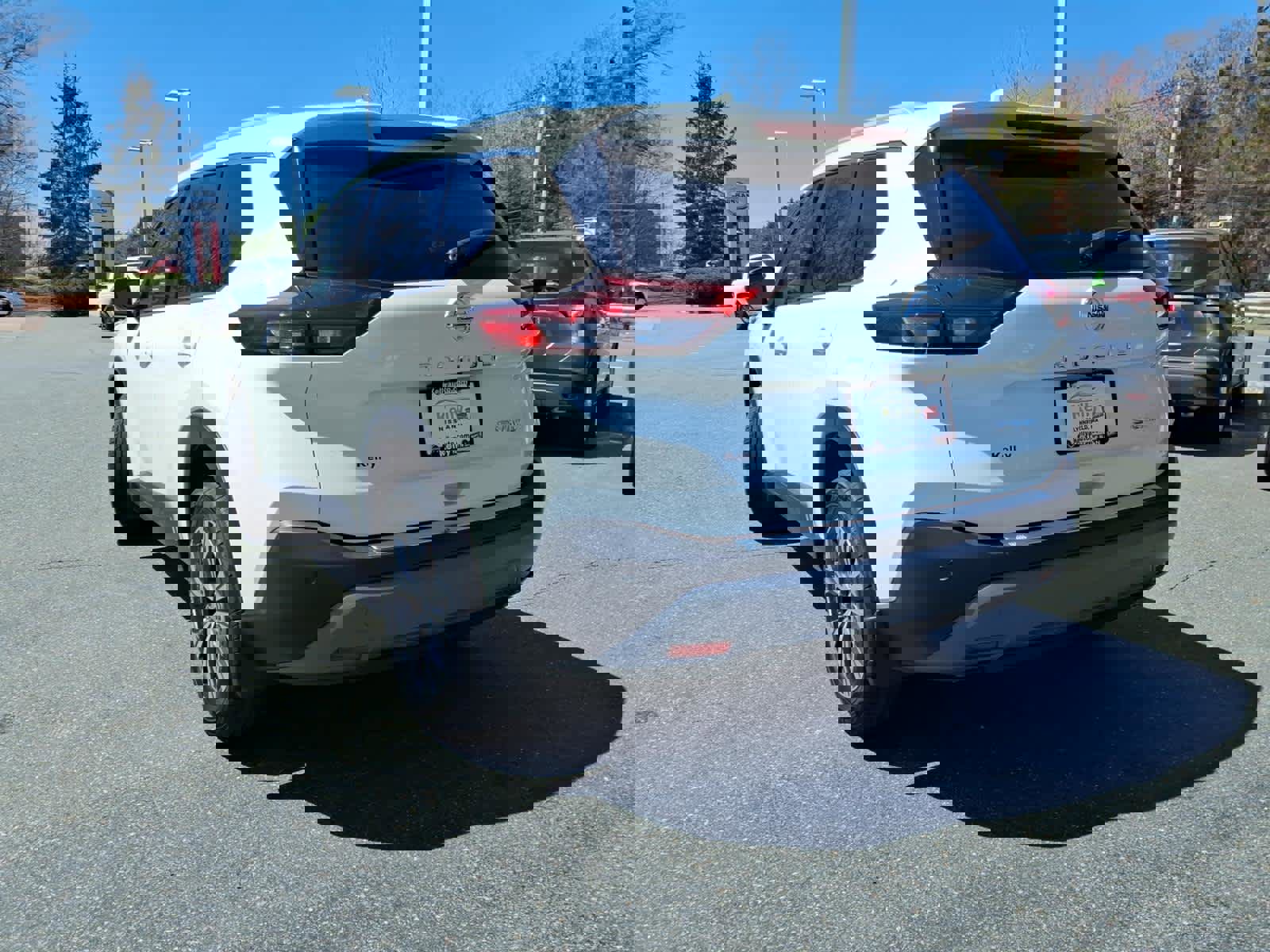 Used 2021 Nissan Rogue SV w/ Premium Package AWD/4WD image 7