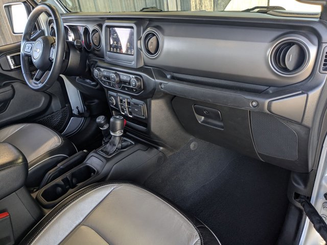 Used 2022 Jeep Gladiator Sport image 21