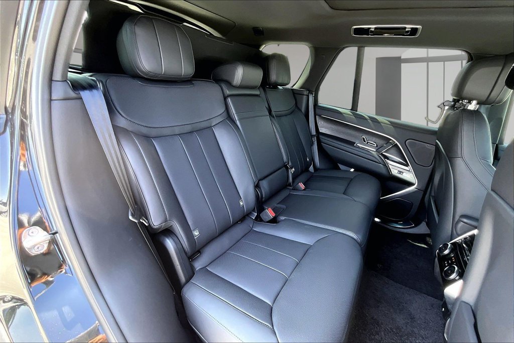 New 2026 Land Rover Range Rover SE AWD/4WD image 10