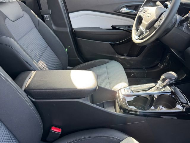 New 2026 Chevrolet Trax LT w/ Driver Confidence Package image 7